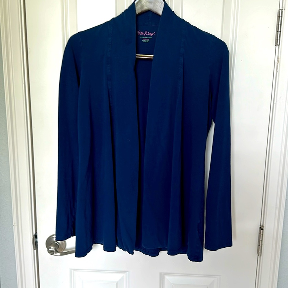 Lilly Navy Top size Medium